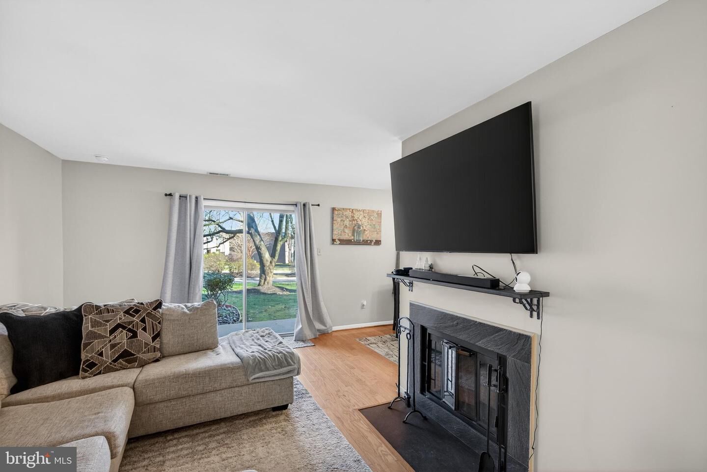Property Photo:  305 Kelly Cove A  NJ 08054 