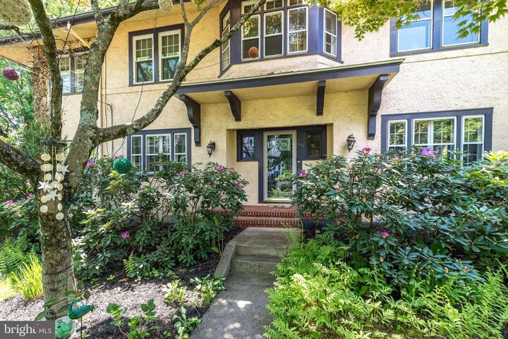 Property Photo: 825 Highland Avenue PA 19067