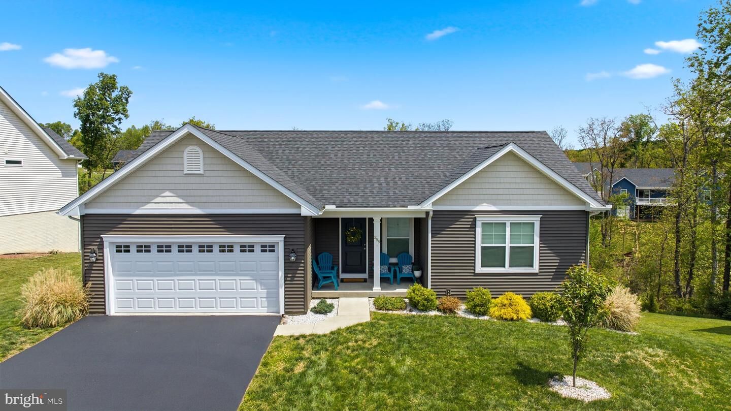 Property Photo: 255 Quinella Court WV 25404