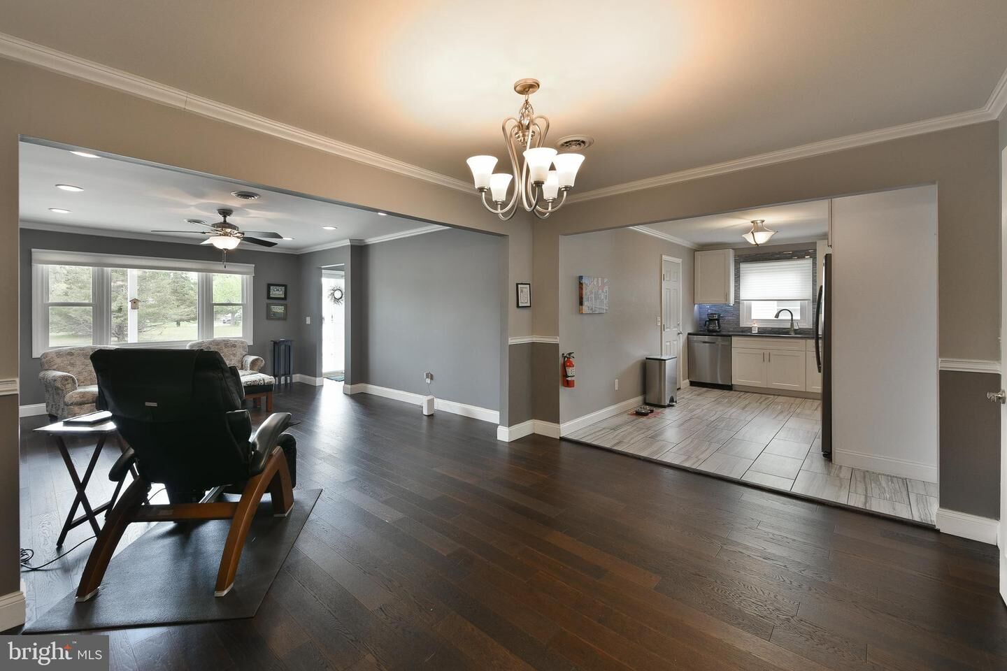 Property Photo:  106 Hatfield Court  NJ 08757 