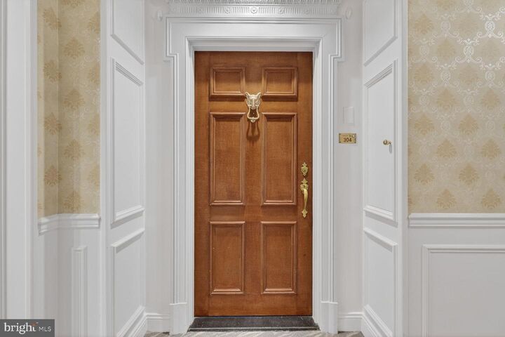 Property Photo:  2700 Virginia Avenue NW 304  DC 20037 