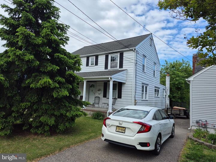 Property Photo:  304 Lippincott Avenue  NJ 08075 