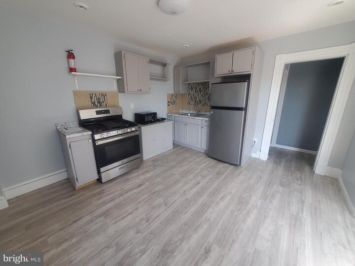 Property Photo:  608 N 10th Street 2  PA 19604 
