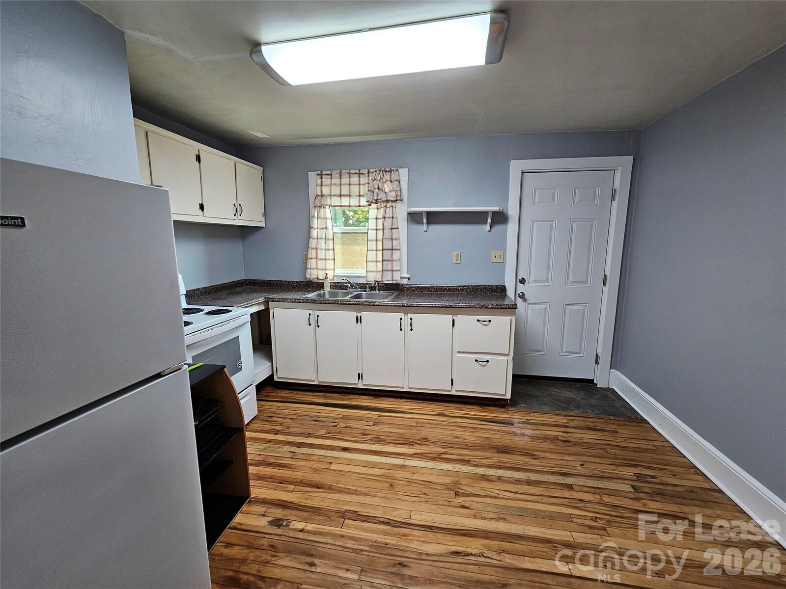 Property Photo:  1130 Camden Avenue B  SC 29732 