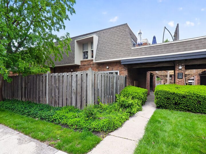 Property Photo:  1484 Lafayette Drive  OH 43220 