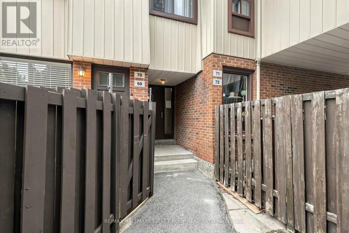 Property Photo:  1100 Oxford Street 70  ON L1J 6G4 