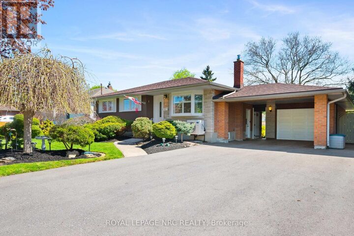 Property Photo:  12 Glenview Avenue East  ON L2N 2Z6 