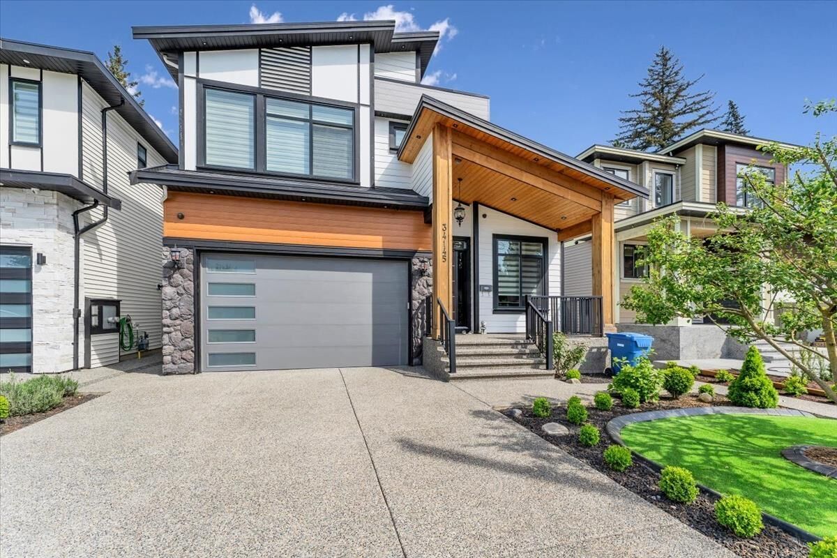 Property Photo:  34145 Larch Street  BC V2S 1S5 