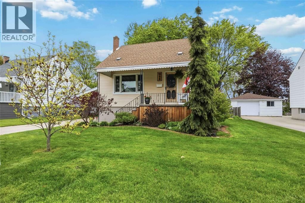 Property Photo:  1098 Willa Drive  ON N7S 1T2 