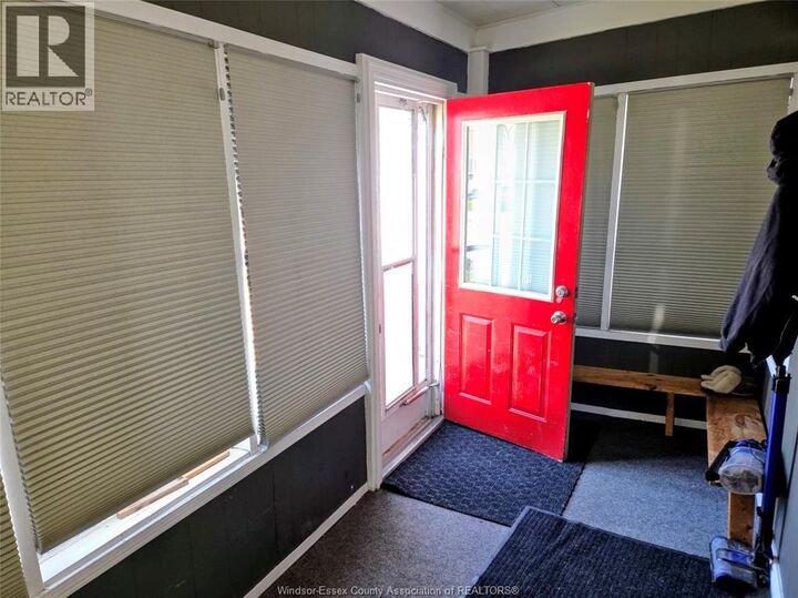 Property Photo:  663 Hildegarde Street  ON N8X 2Z7 
