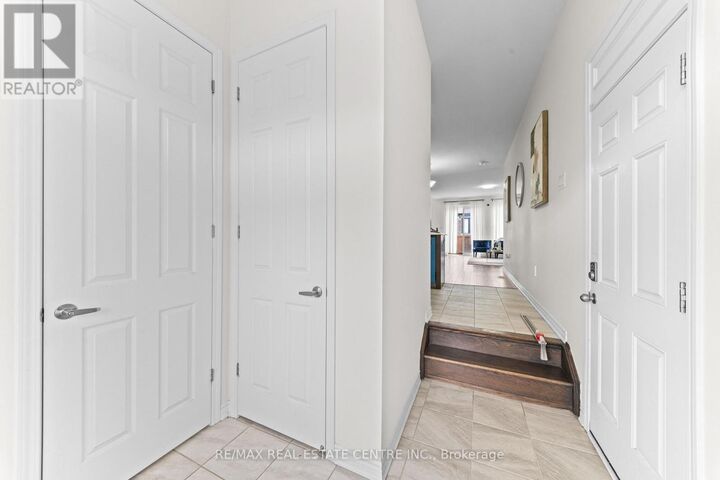 Property Photo:  23 Circus Crescent  ON L7A 0H1 