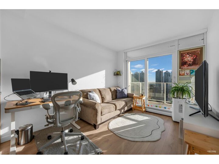 Property Photo:  13685 102 Avenue 2107  BC V3T 1N7 