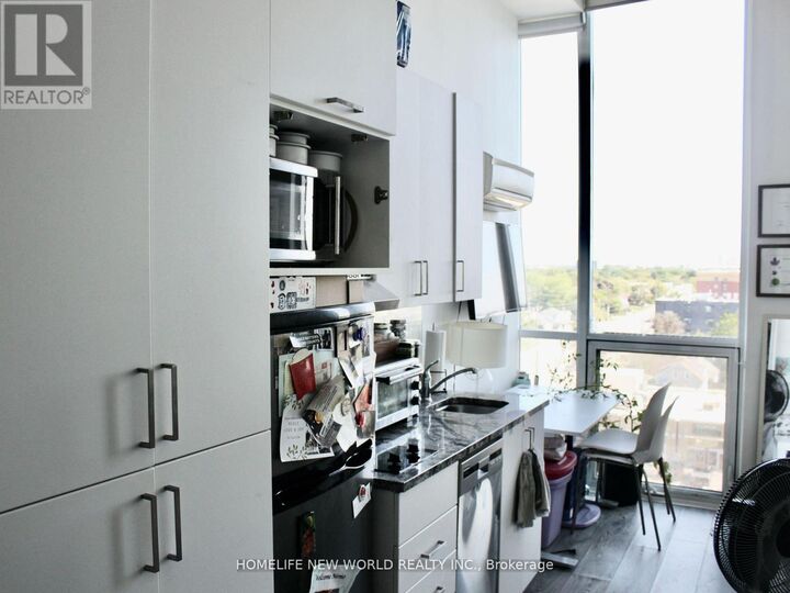 Property Photo:  1900 Simcoe Street North 839  ON L1G 0C1 