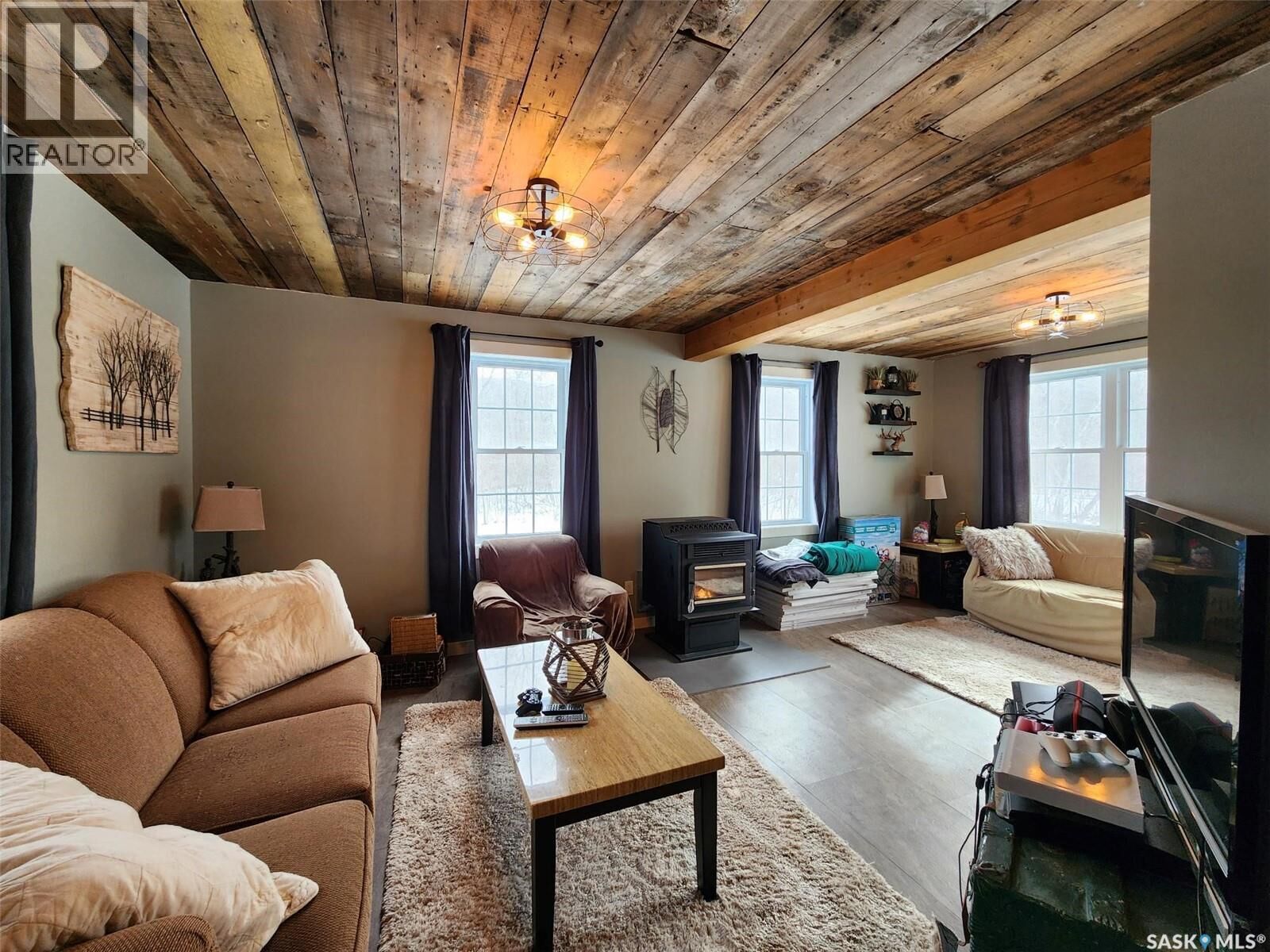 Property Photo:  148 Strawberry Lane  SK S0G 2B0 