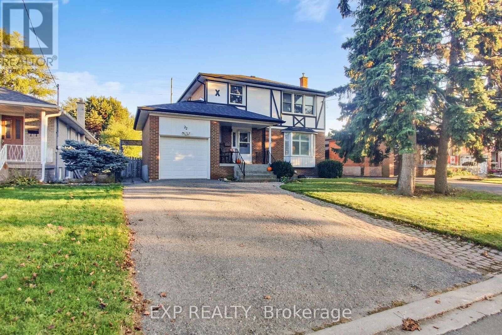 Property Photo:  22 Chestnut Avenue  ON L6X 2A5 