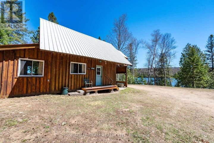 Property Photo:  527 B Lorwell Lake Drive  ON K0J 2A0 