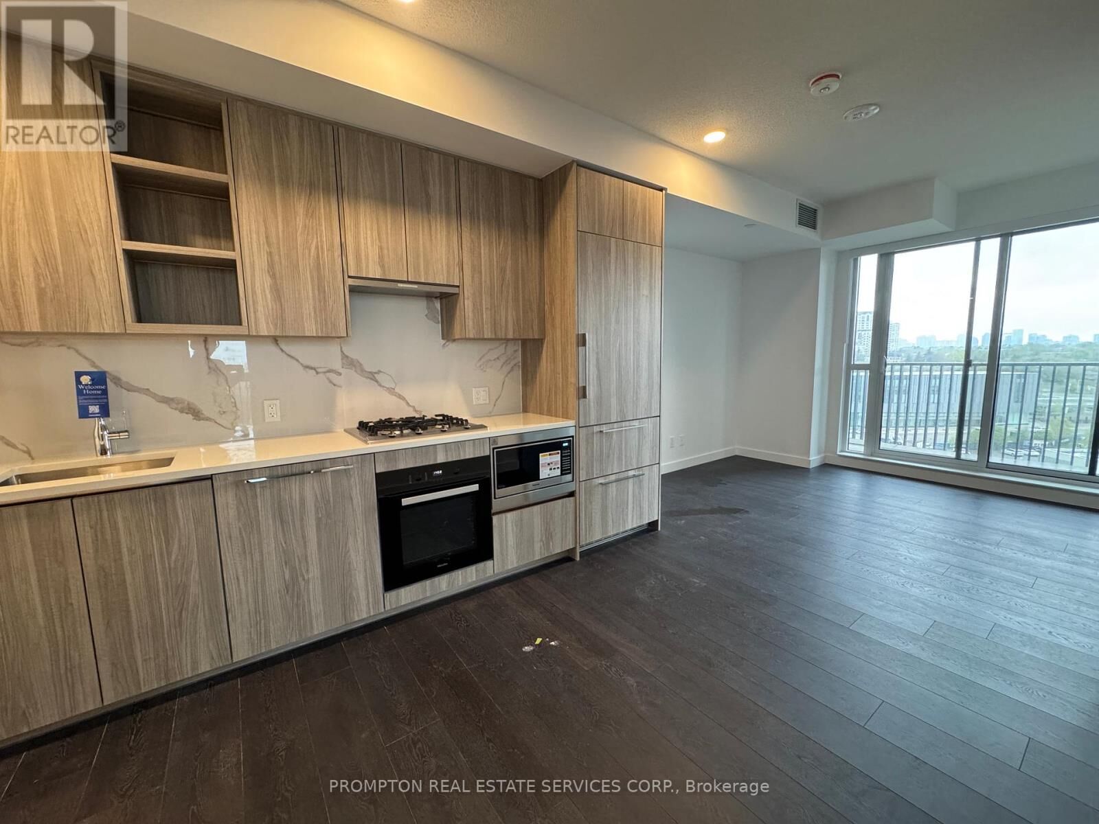 Property Photo:  18 Esther Shiner Boulevard 1005  ON M2K 0J7 