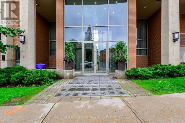 Property Photo: 281 Woodbridge Avenue 425 ON L4L 0C6