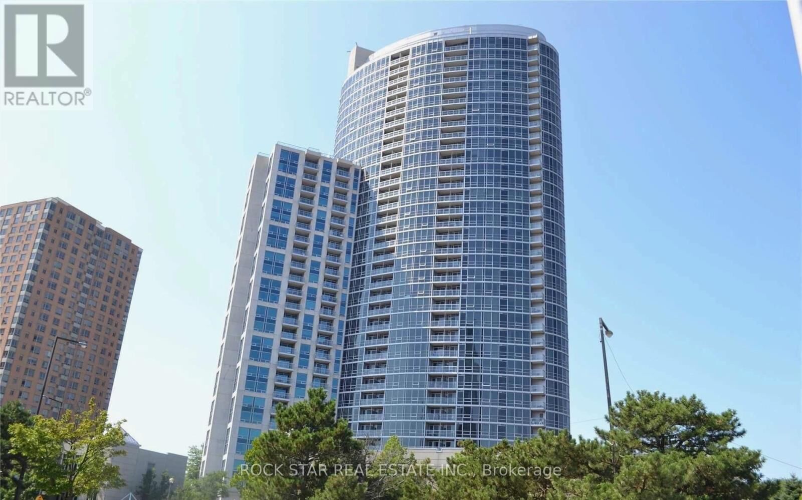 Property Photo:  83 Borough Drive 1206  ON M1P 5E4 