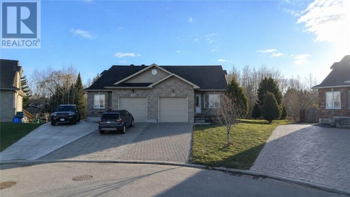 Property Photo:  148 Rinkside Court  ON P3E 0E3 