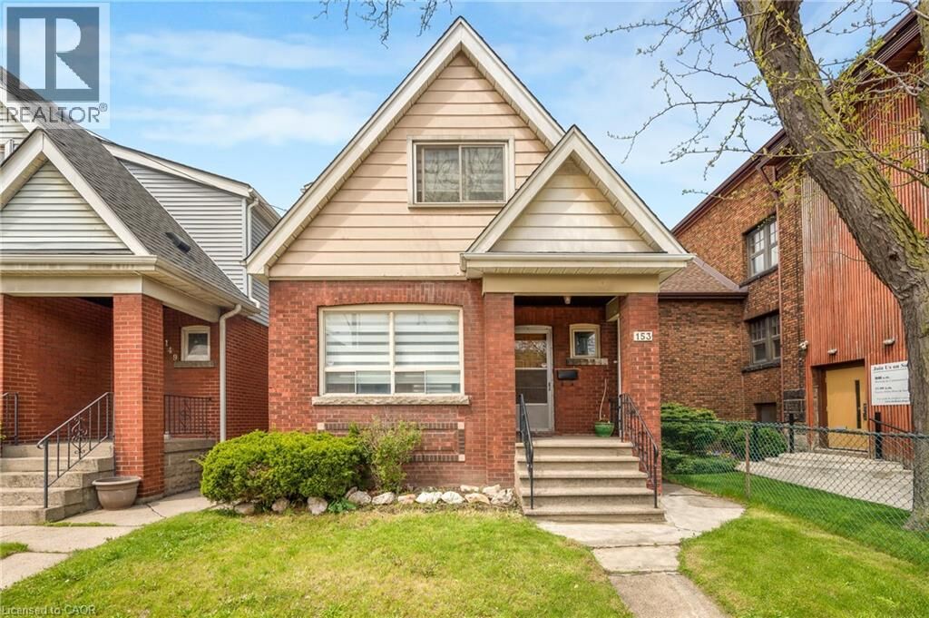 Property Photo:  153 Gage Avenue North  ON L8L 7A3 