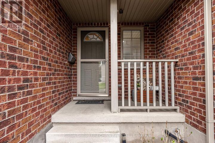 Property Photo:  351 Brunswick Street  ON N5A 3N1 
