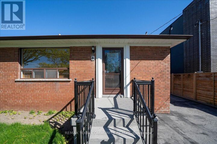 Property Photo:  8 Davick Drive  ON M8W 2C9 