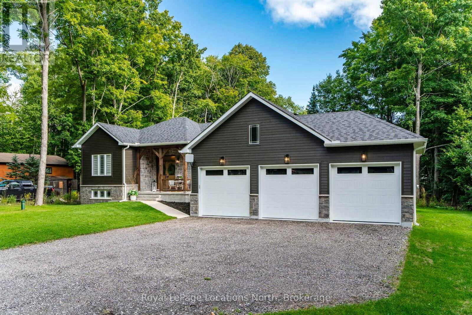 Property Photo:  15 Pinecone Avenue  ON L9M 0J2 