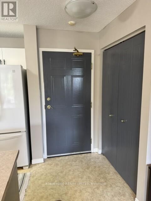 Property Photo:  3160 Wildwood Drive 203  ON N8R 2K8 