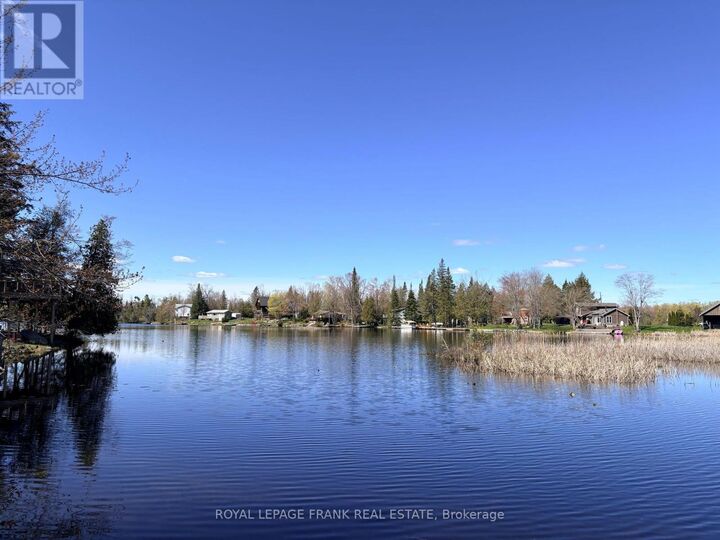 Property Photo:  42 Sunset Court  ON K0M 1A0 
