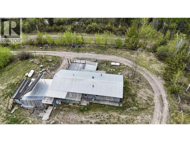 Property Photo: 2216 Westgate Way BC V0J 1N0