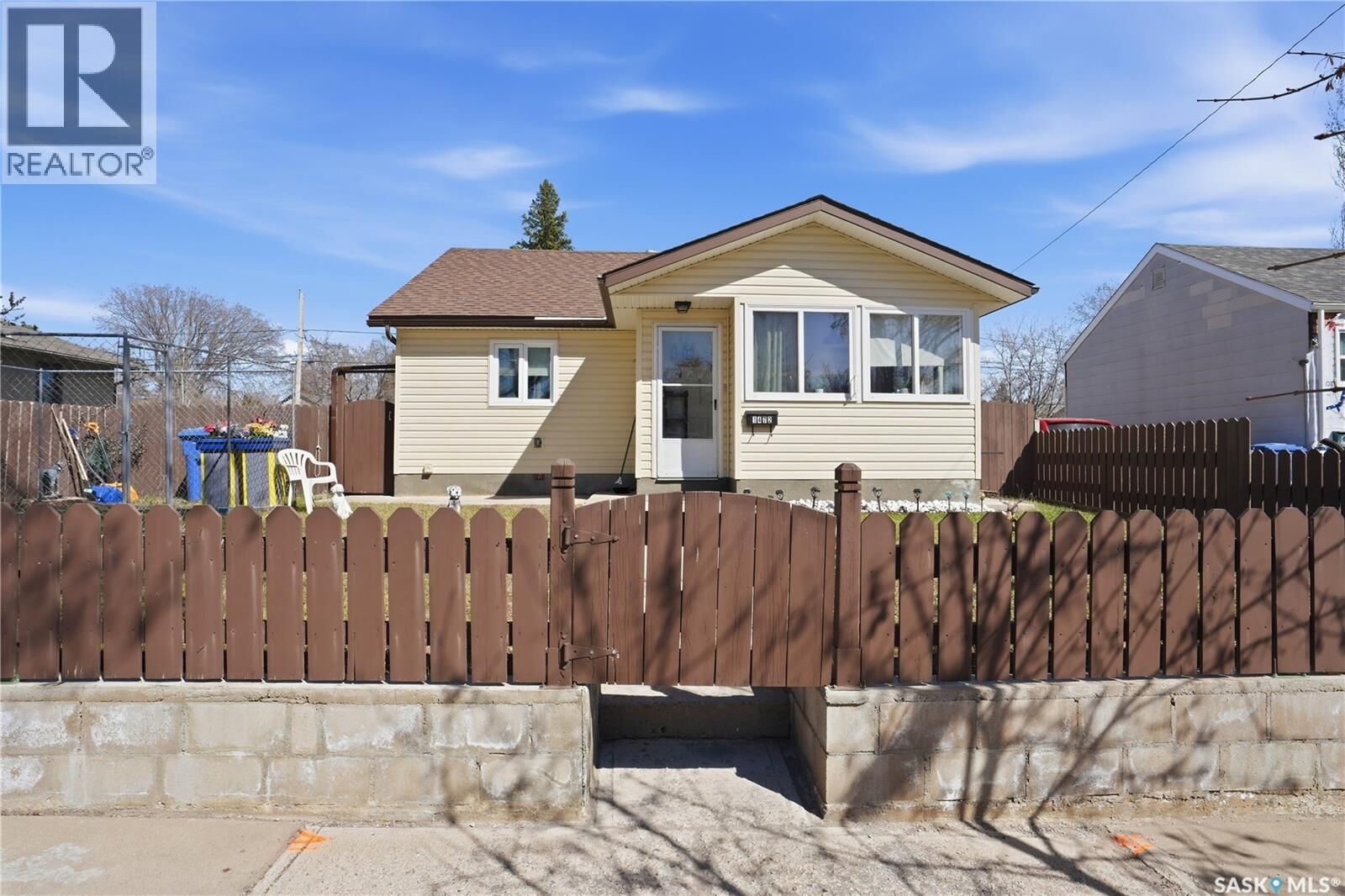 Property Photo:  1472 103rd Street  SK S9A 1L3 