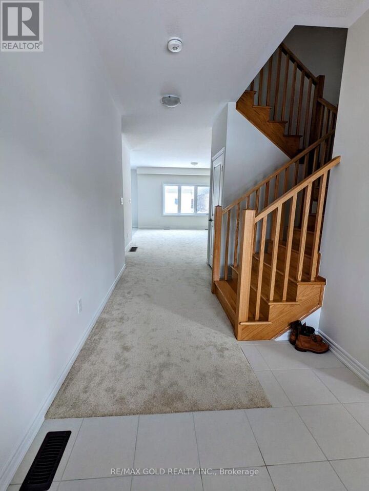 Property Photo:  51 Scenic Ridge Gate  ON N3L 3E3 