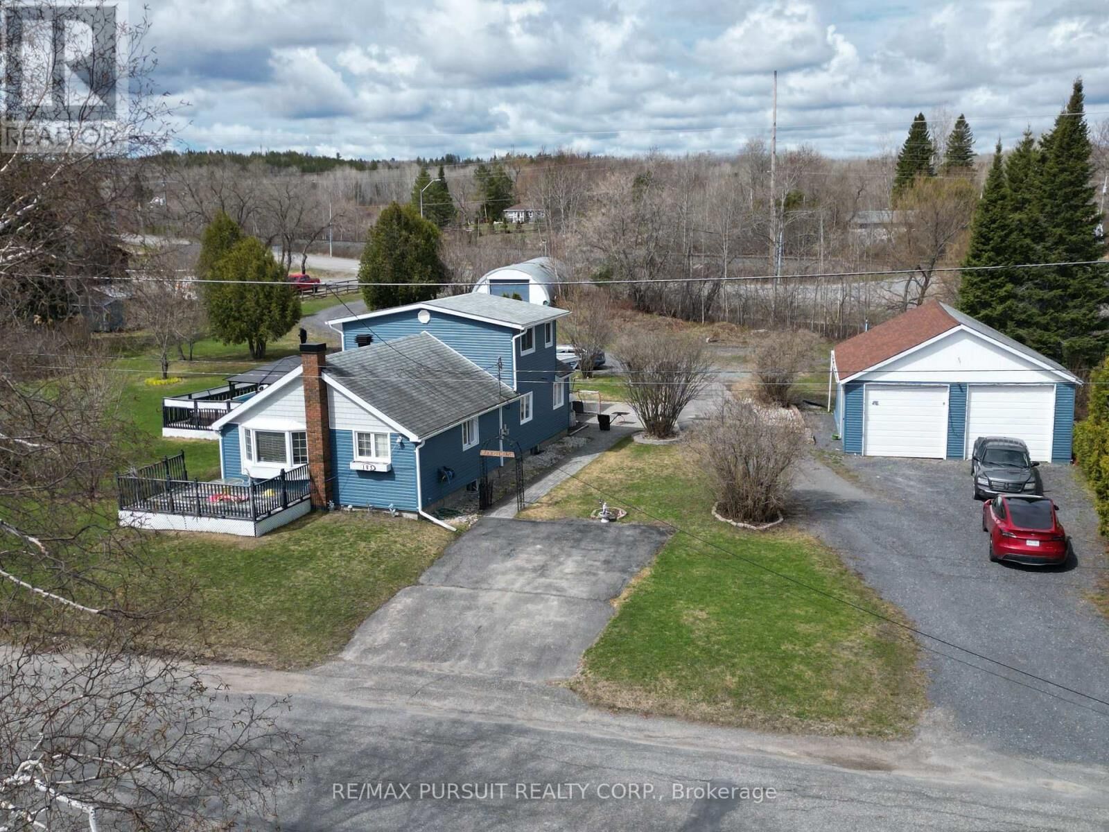 Property Photo:  183 Station Street  ON P0J 1R0 