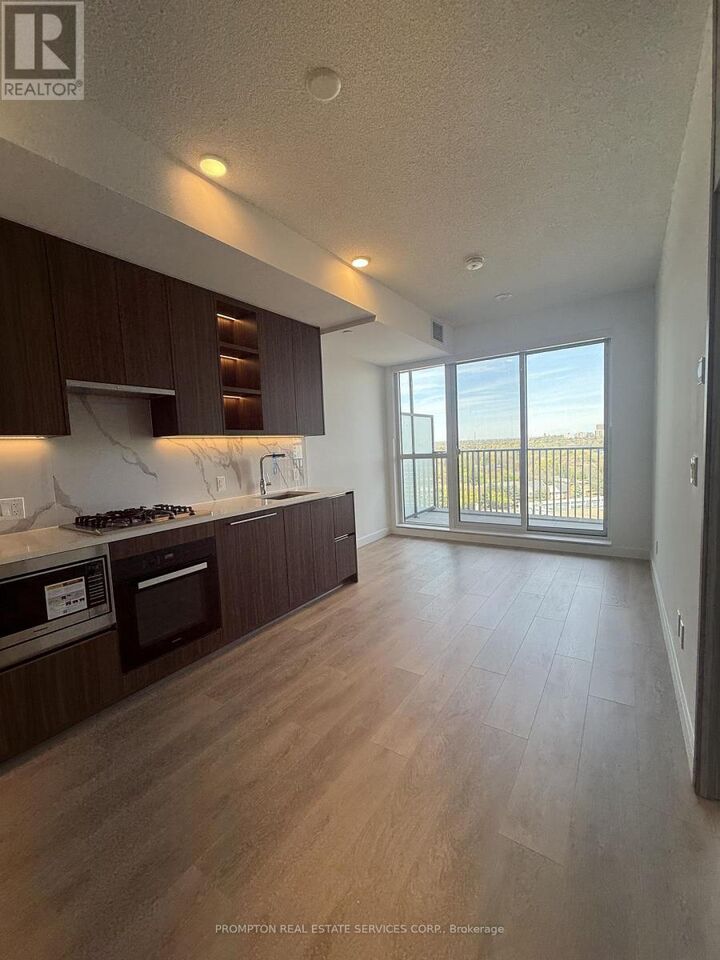 Property Photo:  18 Esther Shiner Boulevard 1208  ON M2K 0J7 
