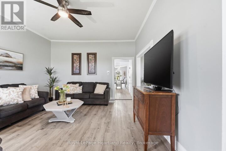 Property Photo:  27 Harpurhey Road  ON N0K 1W0 