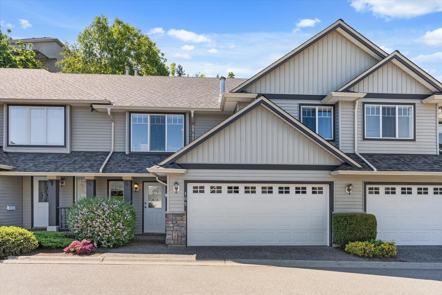 Property Photo:  46360 Valleyview Road 105  BC V2R 5L7 