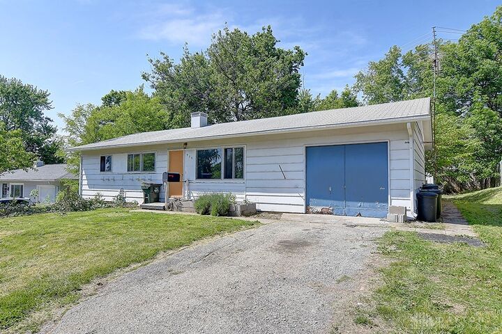 Property Photo:  915 Carole Street  OH 45342 