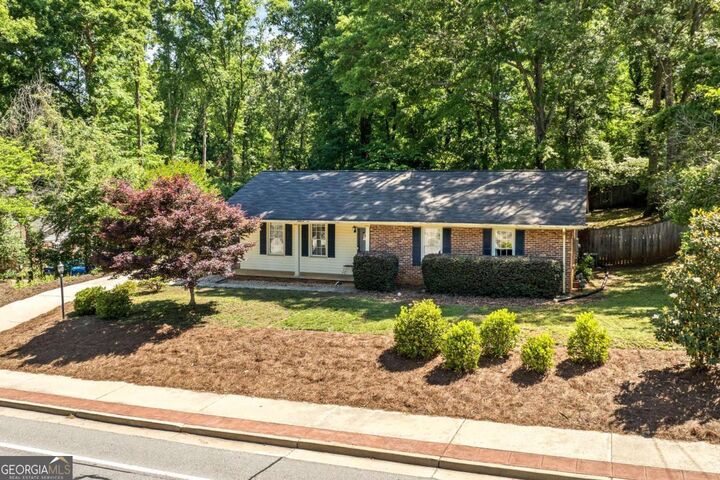 Property Photo:  1009 College Station Road  GA 30605 