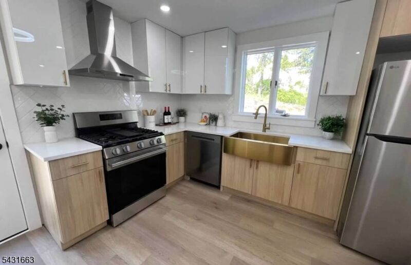 Property Photo:  106 Cregar Rd  NJ 08829 
