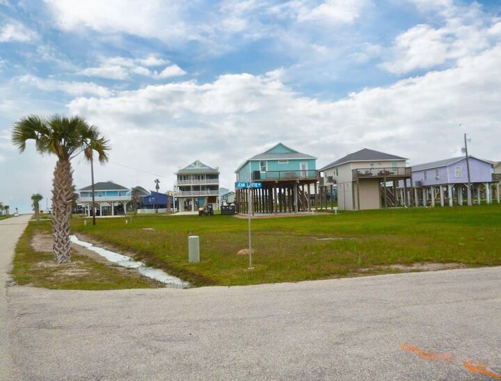 Property Photo:  12922 Jean Lafitte Drive  TX 77541 