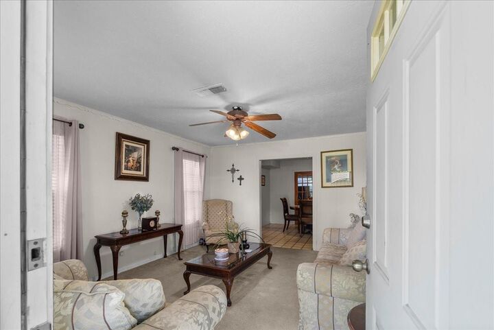 Property Photo: 104 Avenue E TX 77562