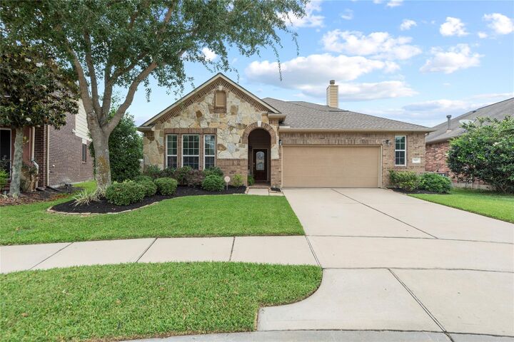 Property Photo:  9997 Willow Falls Lane  TX 77423 