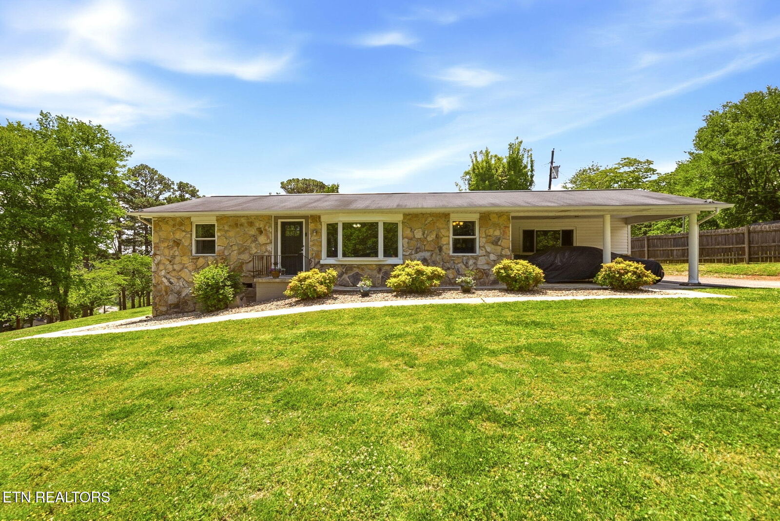 Property Photo:  211 Woodland Drive  TN 37763 