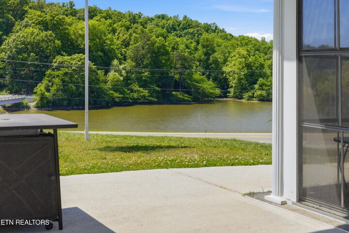 Property Photo:  110 Hillcrest Drive  TN 37748 