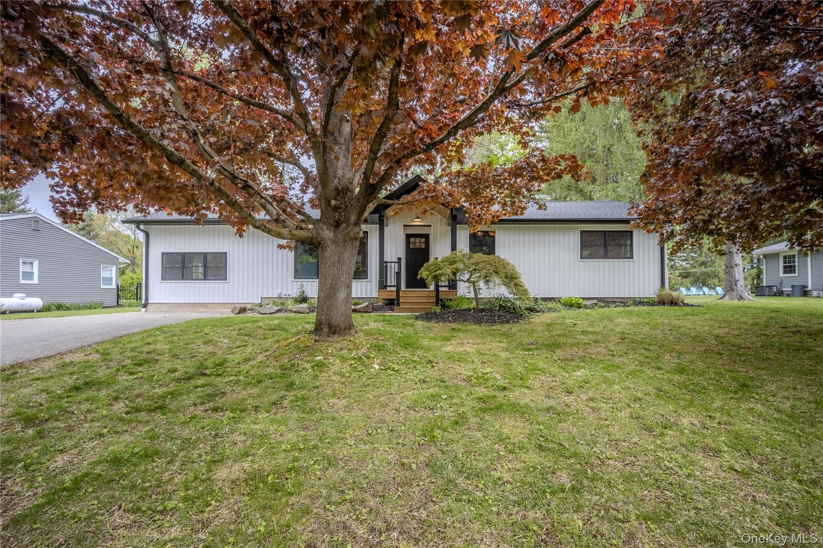 Property Photo:  20 Manor Road  NY 12572 