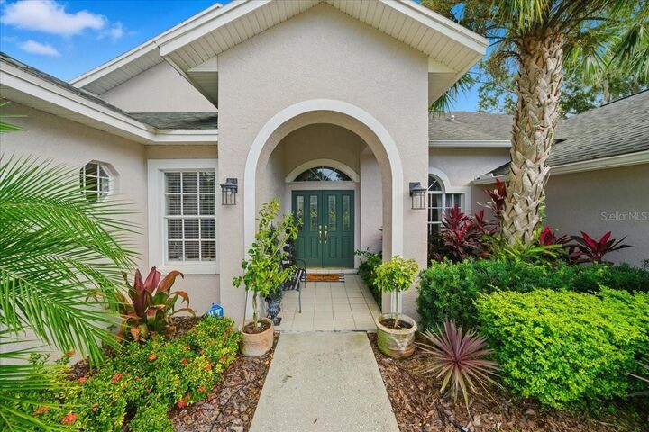 Property Photo:  16109 Belle Meade Boulevard  FL 33556 