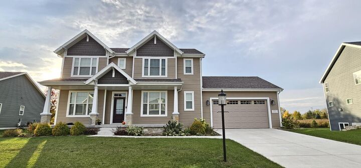 Property Photo: W201n5523 Magnolia Ln WI 53051