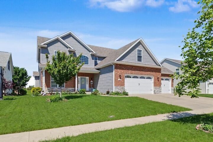 Property Photo: 311 Bradford Avenue IL 61874