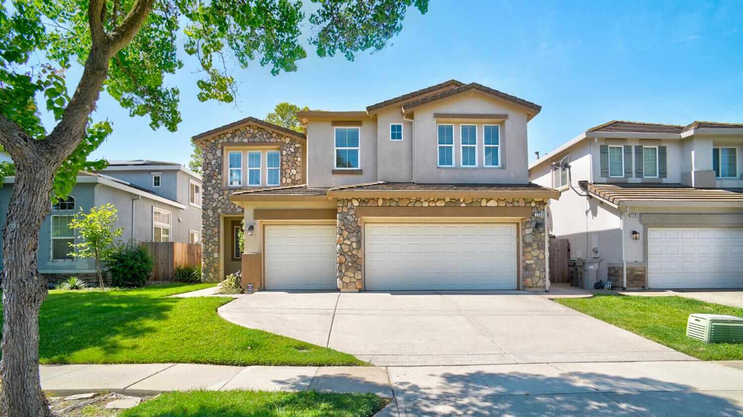 Property Photo: 1569 Greenbrier Road CA 95691